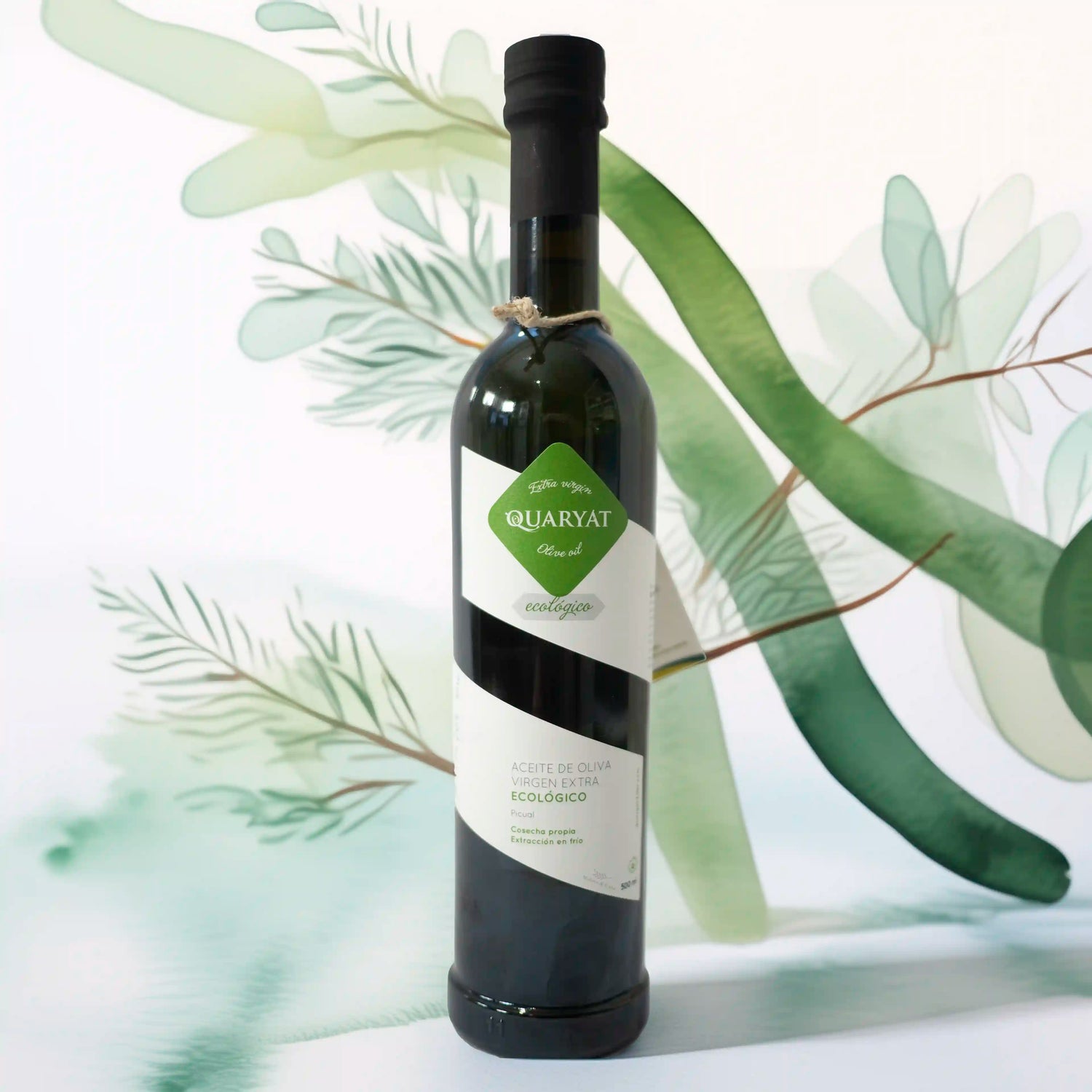 Aceite de Olliva Virgen Extra Quaryat Dillar Picual Ecológico 500ml con fondo inspirado en el diseño de la botella